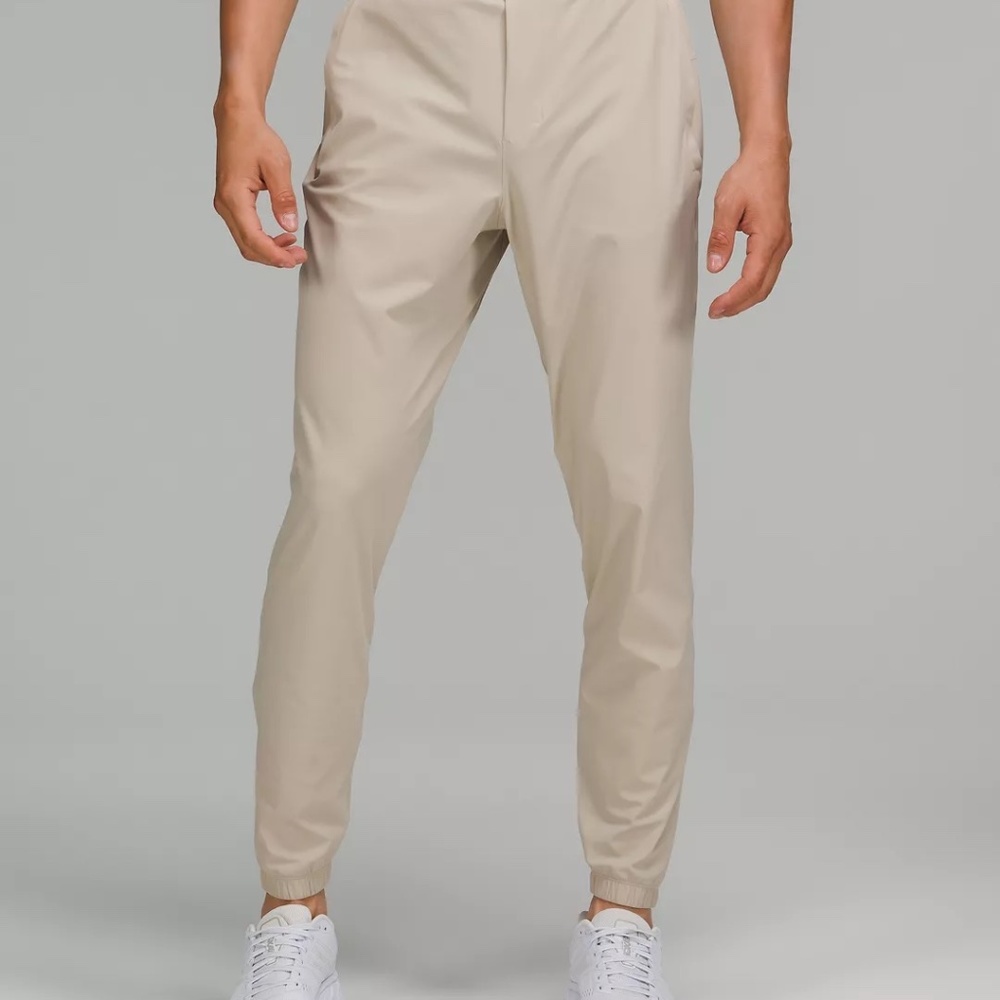 Lululemon Surge Jogger Shorter